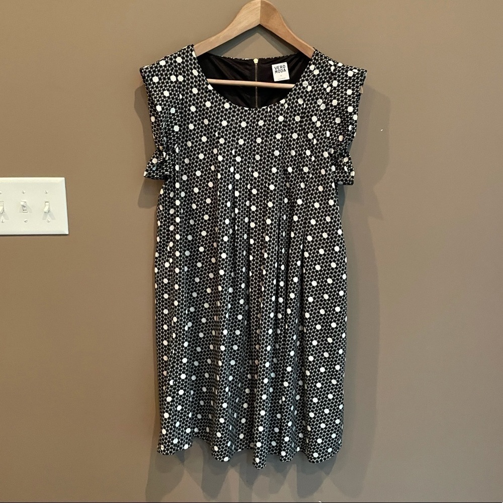 Vero Moda Sleeveless Dress Black‎ White Medium
